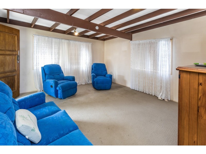 6 Melinda Street, Kallangur QLD 4503