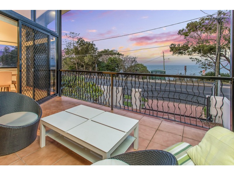 10 Gayundah Esp, Woody Point QLD 4019