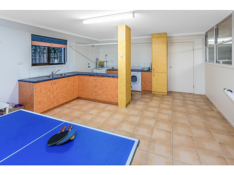 10 Gayundah Esp, Woody Point QLD 4019