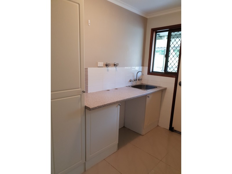 34 Eucumbene Drive, Petrie QLD 4502