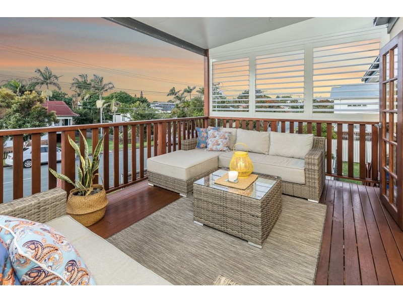 29 Michel Rd, Scarborough QLD 4020