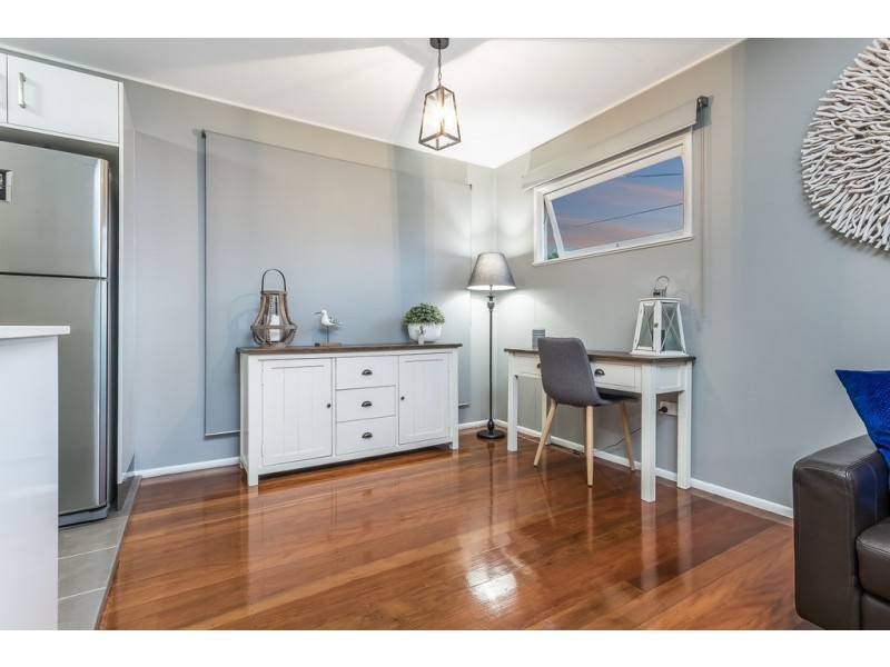 29 Michel Rd, Scarborough QLD 4020