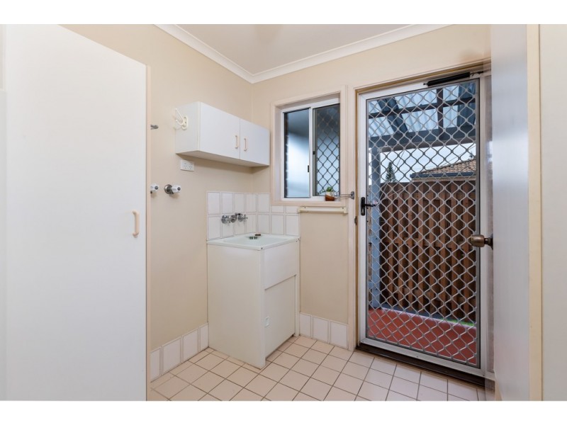 15/2 Wattle Road, Rothwell QLD 4022