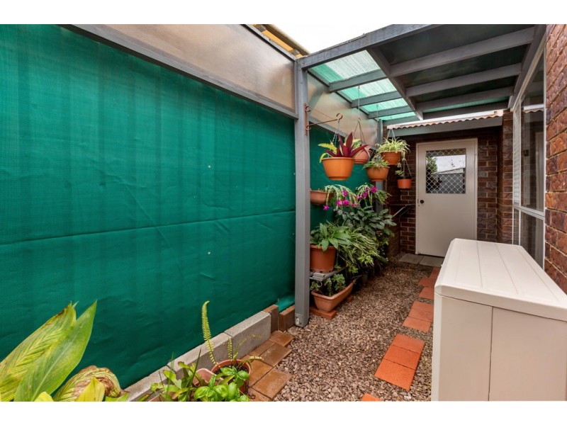 15/2 Wattle Road, Rothwell QLD 4022
