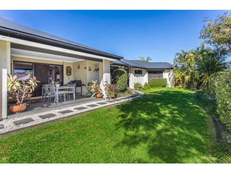 30 Fleetwing Ave, Newport QLD 4020