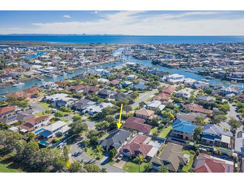 30 Fleetwing Ave, Newport QLD 4020