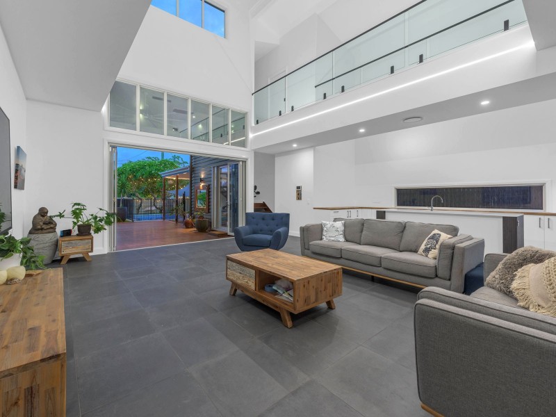 56 Grant St, Redcliffe QLD 4020