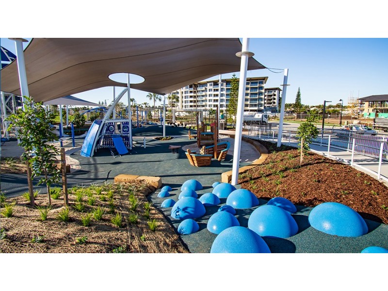 52 Lakeview Promenade, Newport QLD 4020