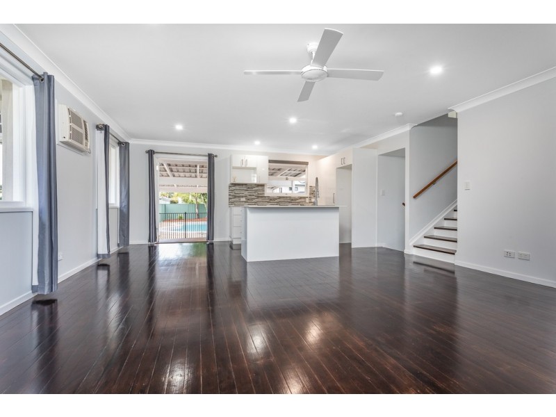 7 Waraba St, Clontarf QLD 4019