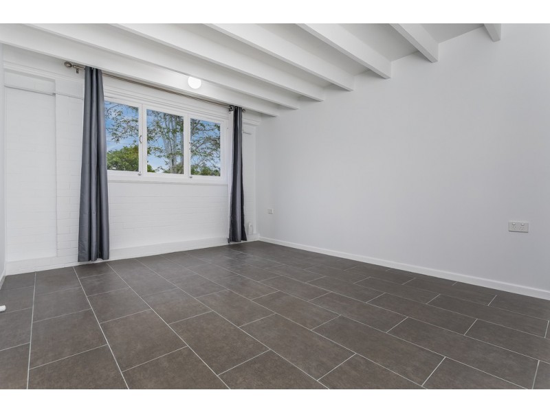 7 Waraba St, Clontarf QLD 4019