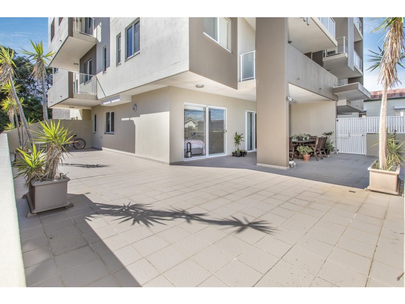 1/26 Sydney St, Redcliffe QLD 4020