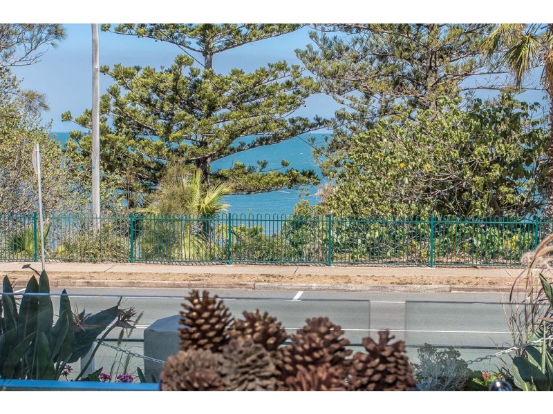 2/69 Marine Parade, Redcliffe QLD 4020