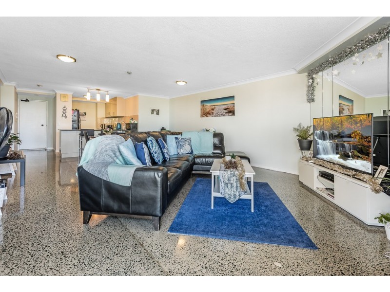 2/69 Marine Parade, Redcliffe QLD 4020