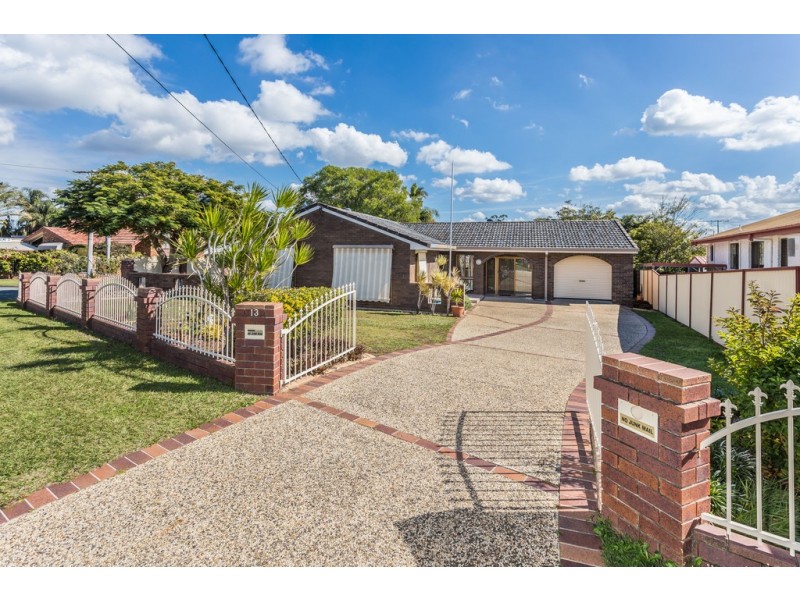 13 CANNA ST, Clontarf QLD 4019