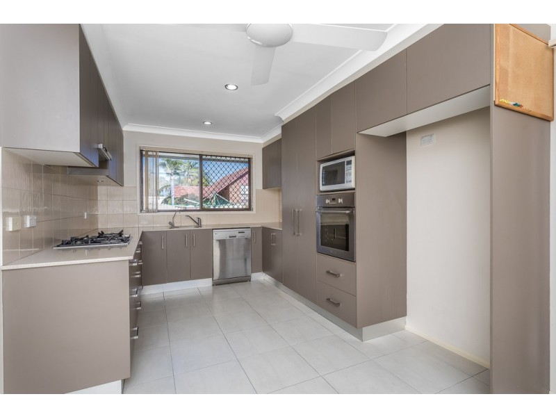 13 CANNA ST, Clontarf QLD 4019