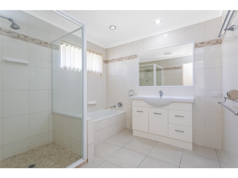 13 CANNA ST, Clontarf QLD 4019