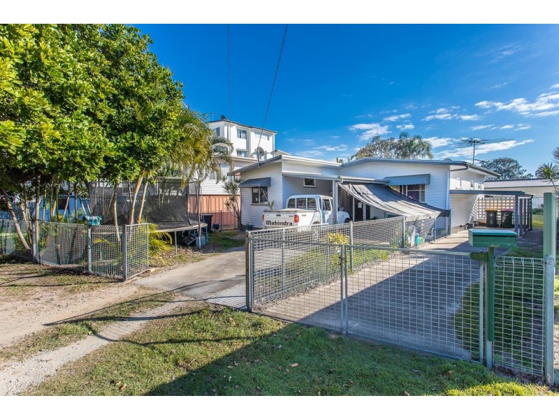 19a/19b Lane St, Clontarf QLD 4019