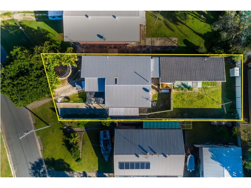19a/19b Lane St, Clontarf QLD 4019