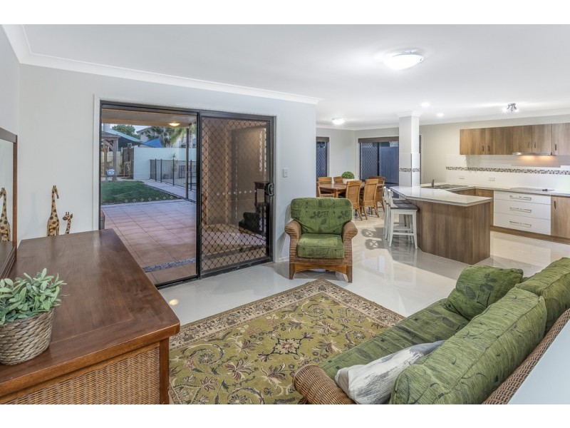 32a Benson St, Scarborough QLD 4020