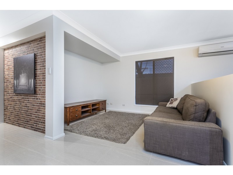32a Benson St, Scarborough QLD 4020