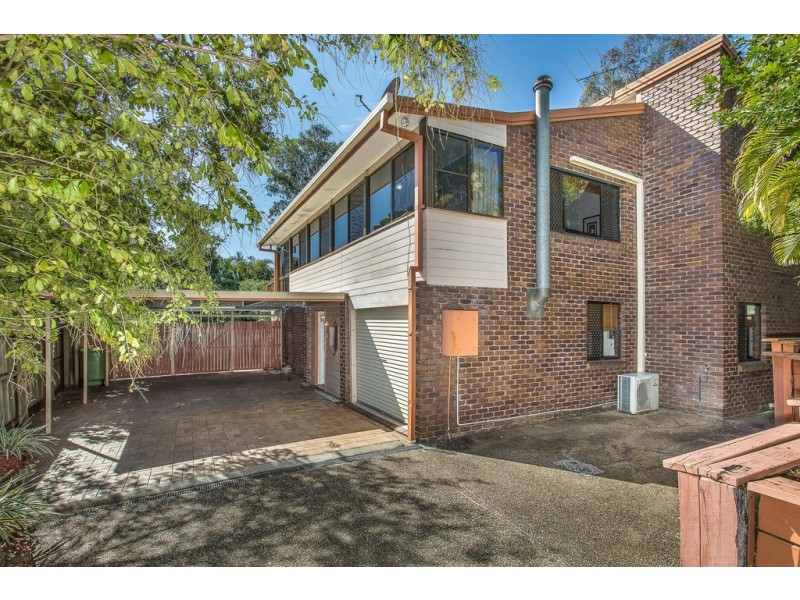 3 ST DENIS COURT, Petrie QLD 4502