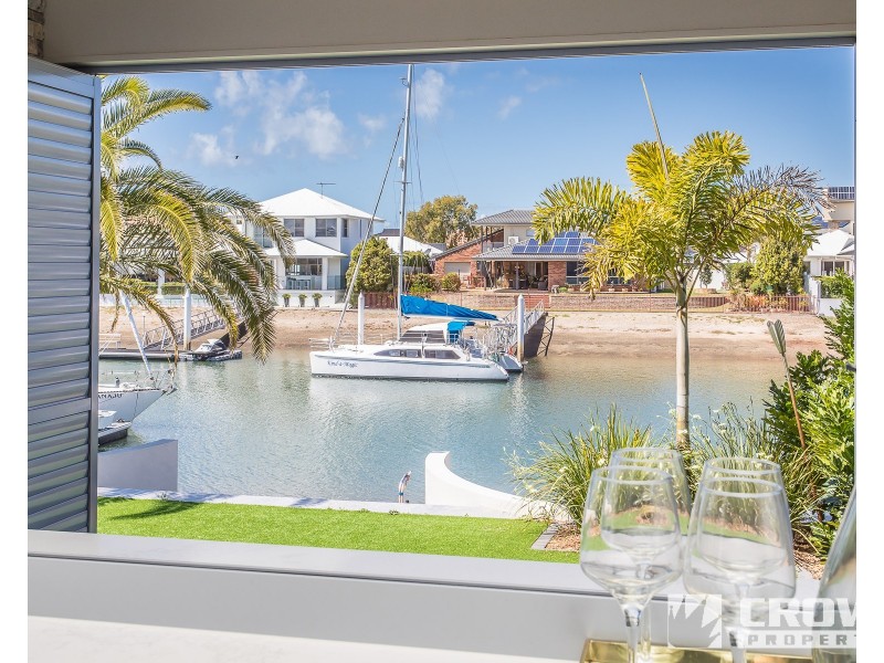 175 Quay Circuit, Newport QLD 4020