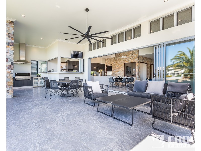 175 Quay Circuit, Newport QLD 4020