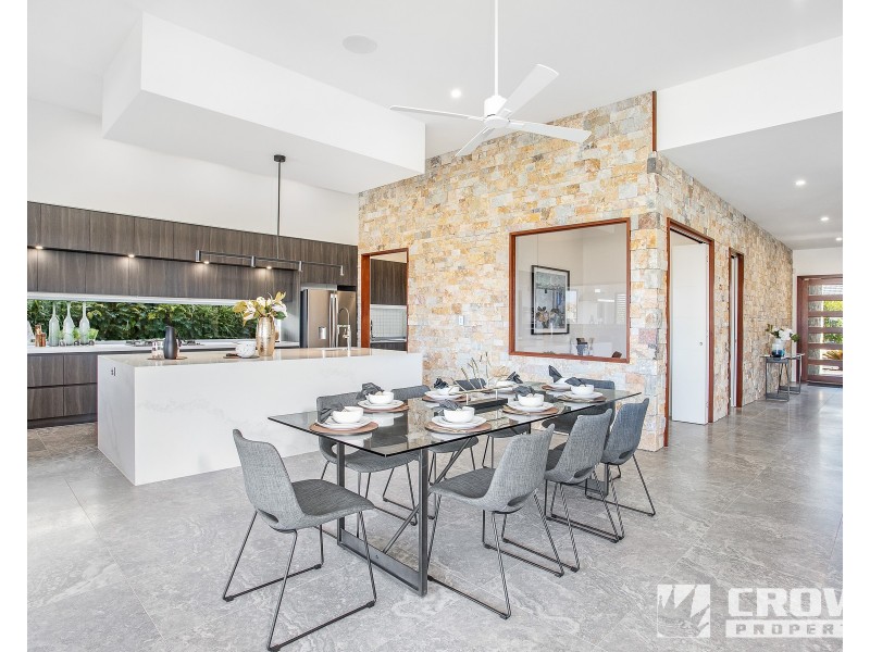 175 Quay Circuit, Newport QLD 4020