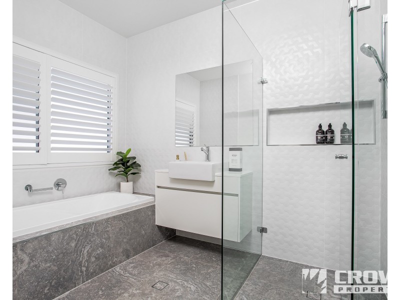 175 Quay Circuit, Newport QLD 4020