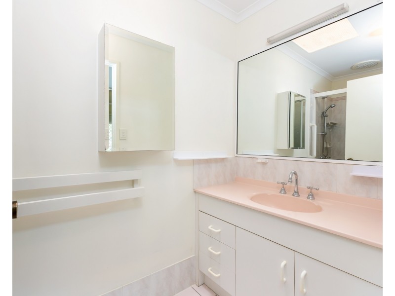 23/2 WATTLE ROAD, Rothwell QLD 4022