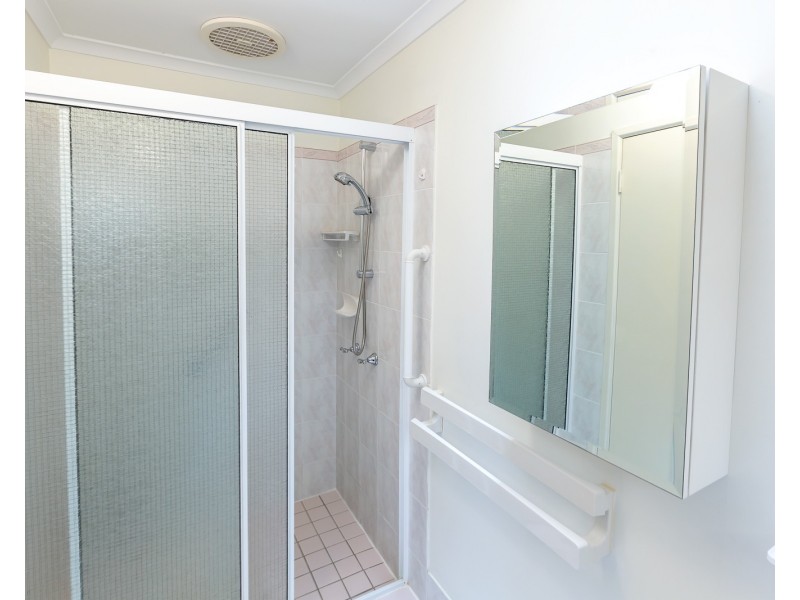 23/2 WATTLE ROAD, Rothwell QLD 4022