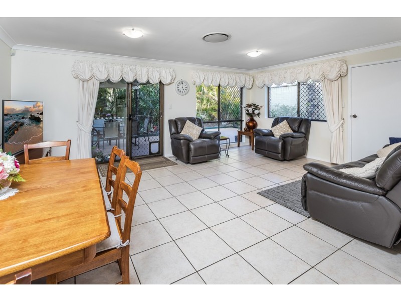 8 Amersham Street, Kippa-ring QLD 4021