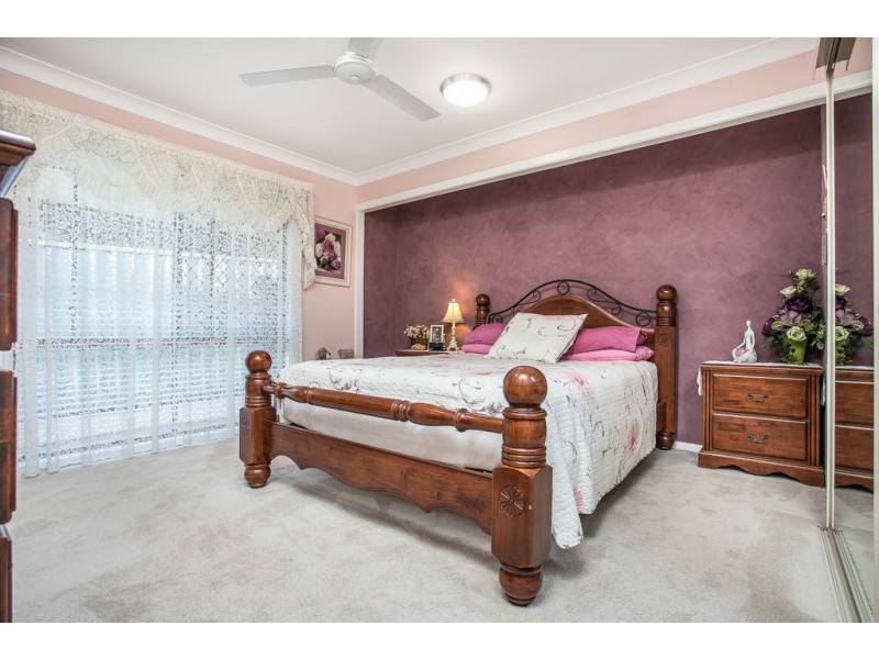 8 Amersham Street, Kippa-ring QLD 4021