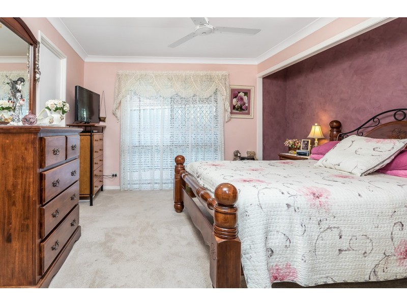 8 Amersham Street, Kippa-ring QLD 4021