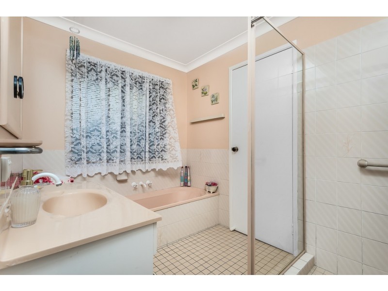 8 Amersham Street, Kippa-ring QLD 4021