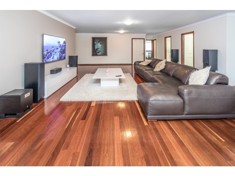 45 Kate St, Woody Point QLD 4019