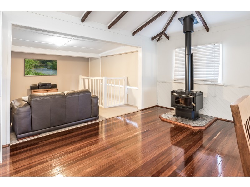 45 Kate St, Woody Point QLD 4019
