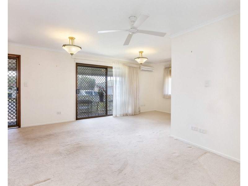 27/2 WATTLE ROAD, Rothwell QLD 4022