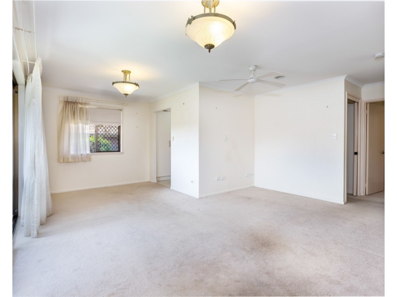 27/2 WATTLE ROAD, Rothwell QLD 4022