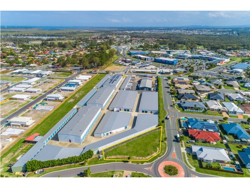 33 Saltwater Drive, Rothwell QLD 4022