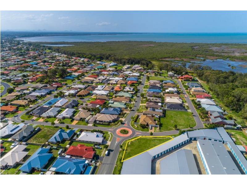 33 Saltwater Drive, Rothwell QLD 4022