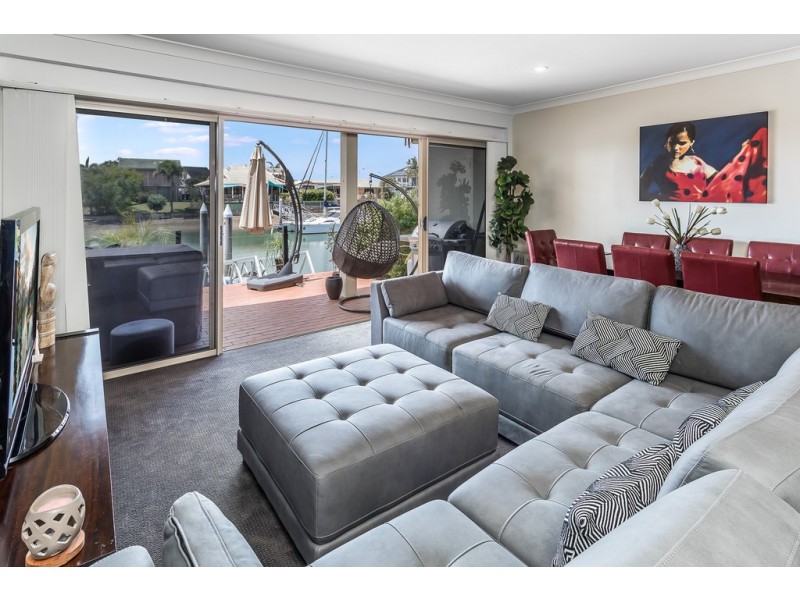 14/156 Griffith Rd, Newport QLD 4020