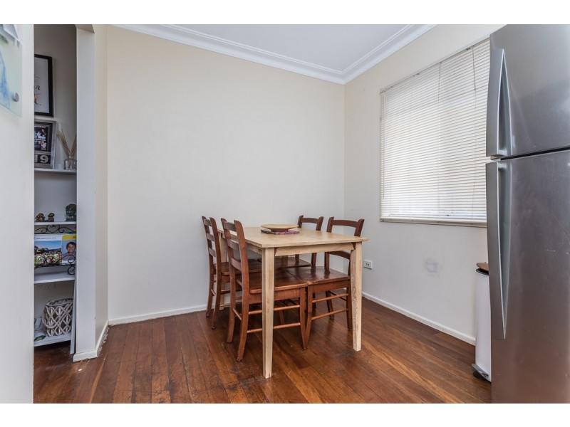 22 Kabura St, Clontarf QLD 4019