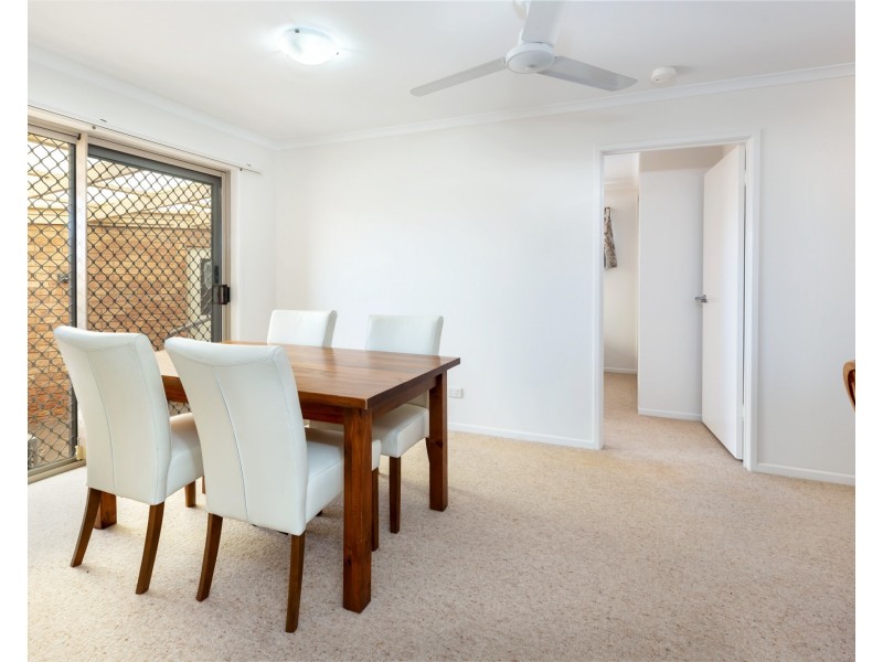 11/2 WATTLE ROAD, Rothwell QLD 4022