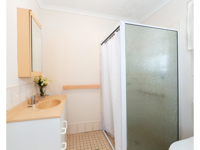 11/2 WATTLE ROAD, Rothwell QLD 4022