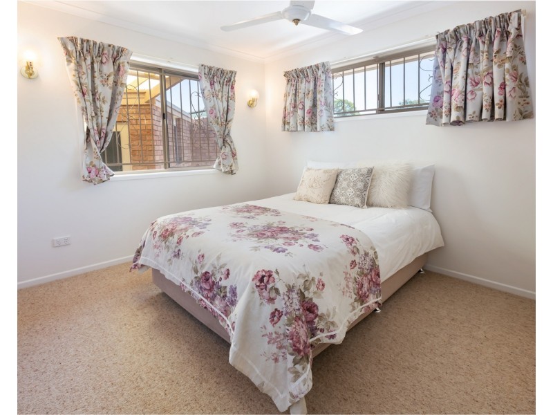 11/2 WATTLE ROAD, Rothwell QLD 4022