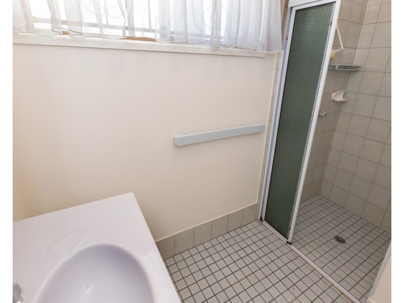 11/2 WATTLE ROAD, Rothwell QLD 4022