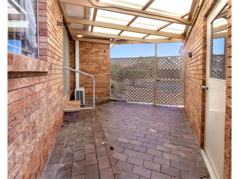 11/2 WATTLE ROAD, Rothwell QLD 4022