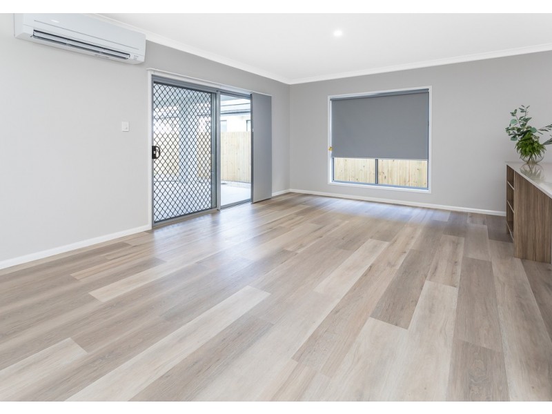 174 Lakeview Promenade, Newport QLD 4020