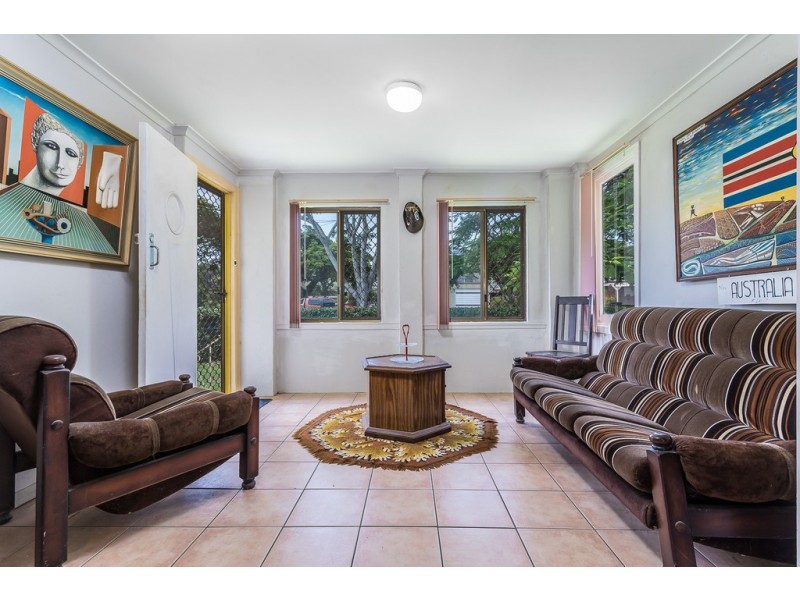 24 Centaur St, Redcliffe QLD 4020